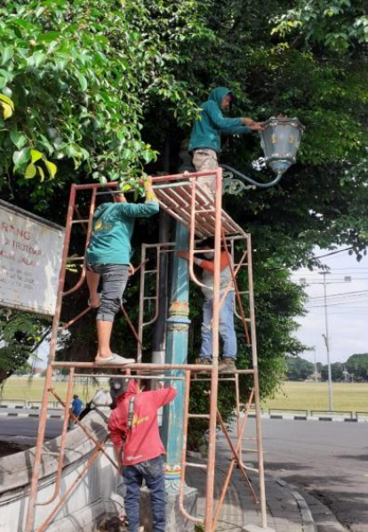 lampu jalan
